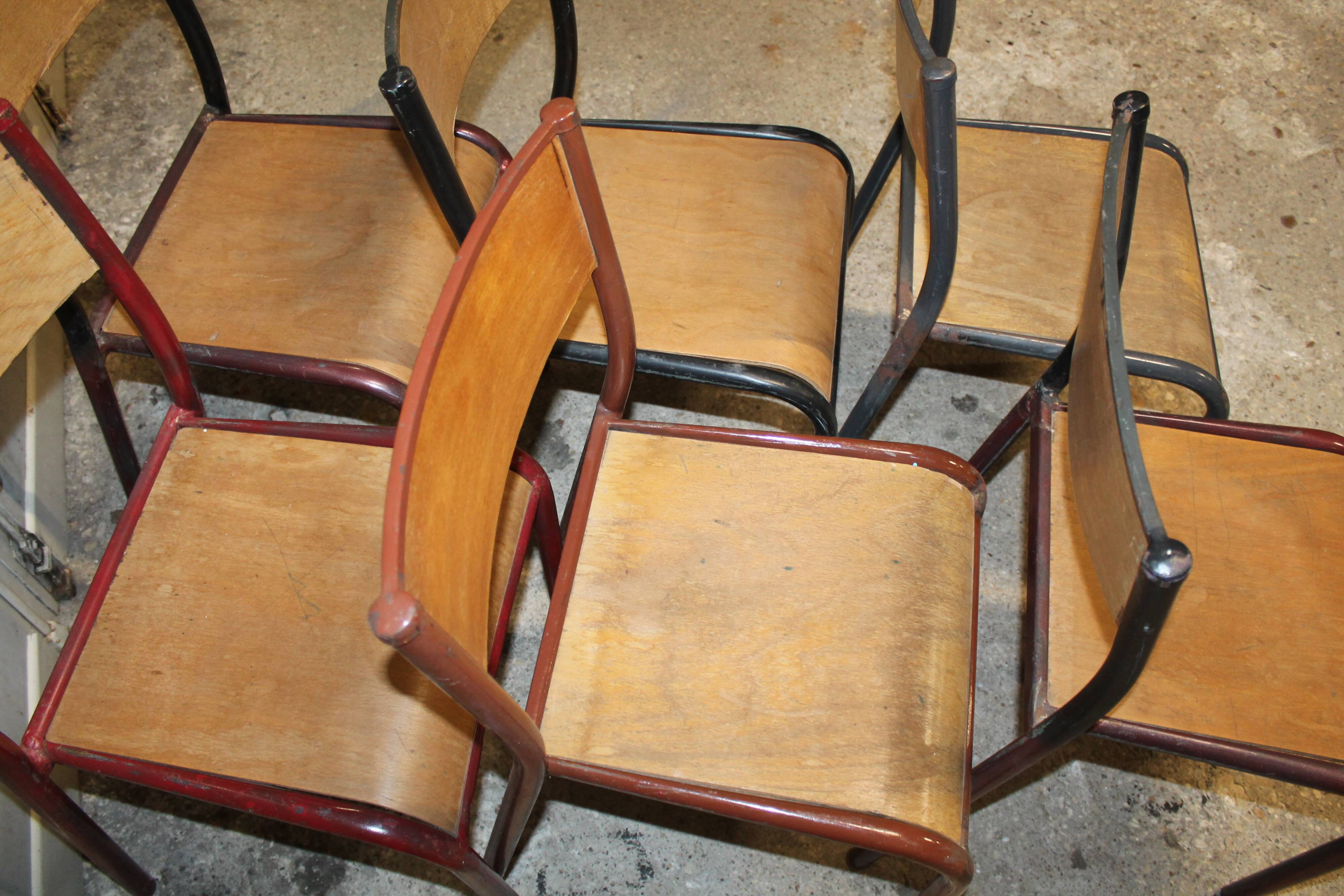 Lot of 6 Mullca chairs