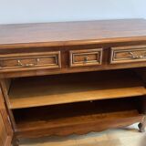 Old chest of drawers