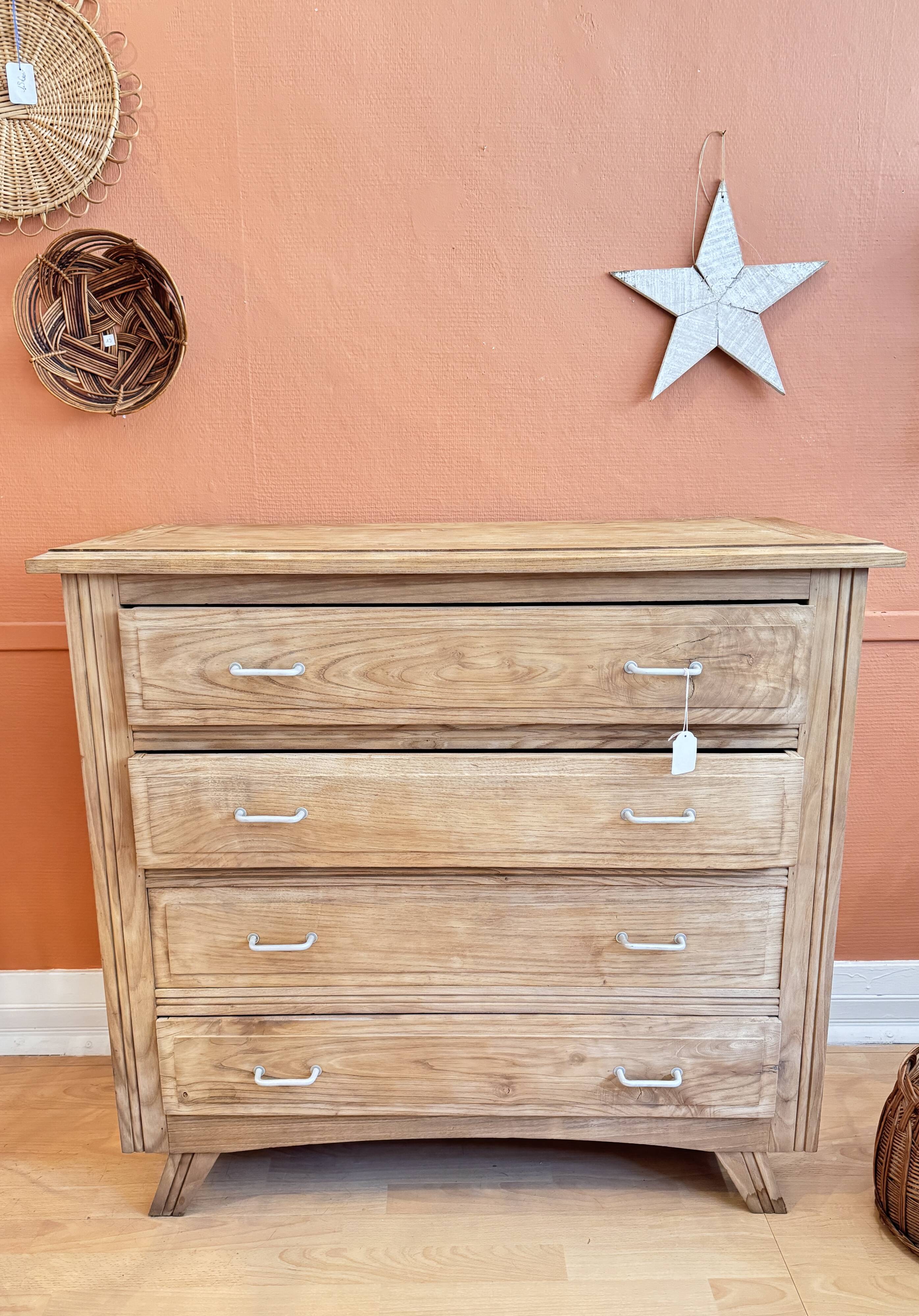 commode in sandblasted oak raw wood