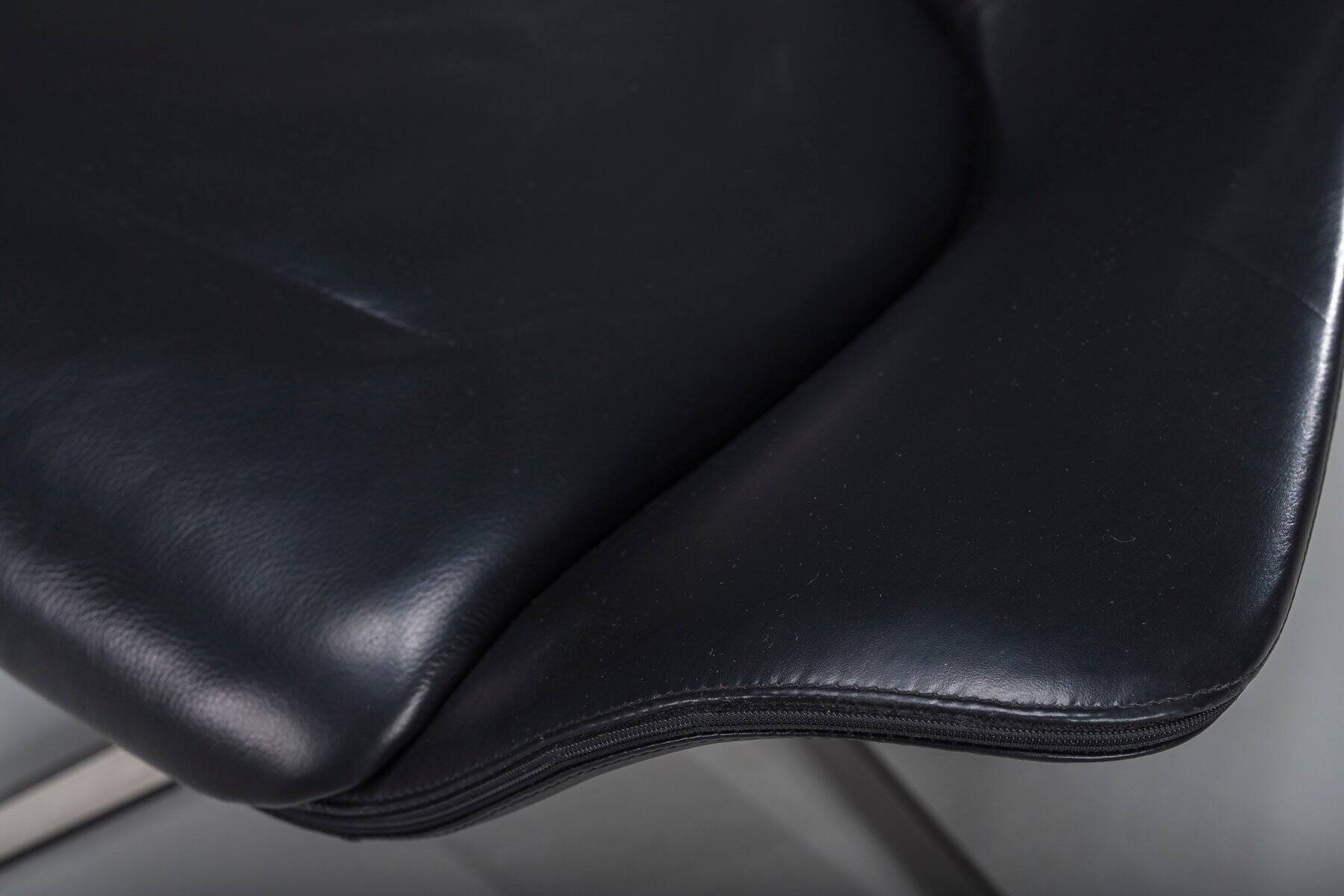 Set of leather armchairs by Rodolfo Dordoni for Matteo Grassi, 1990s