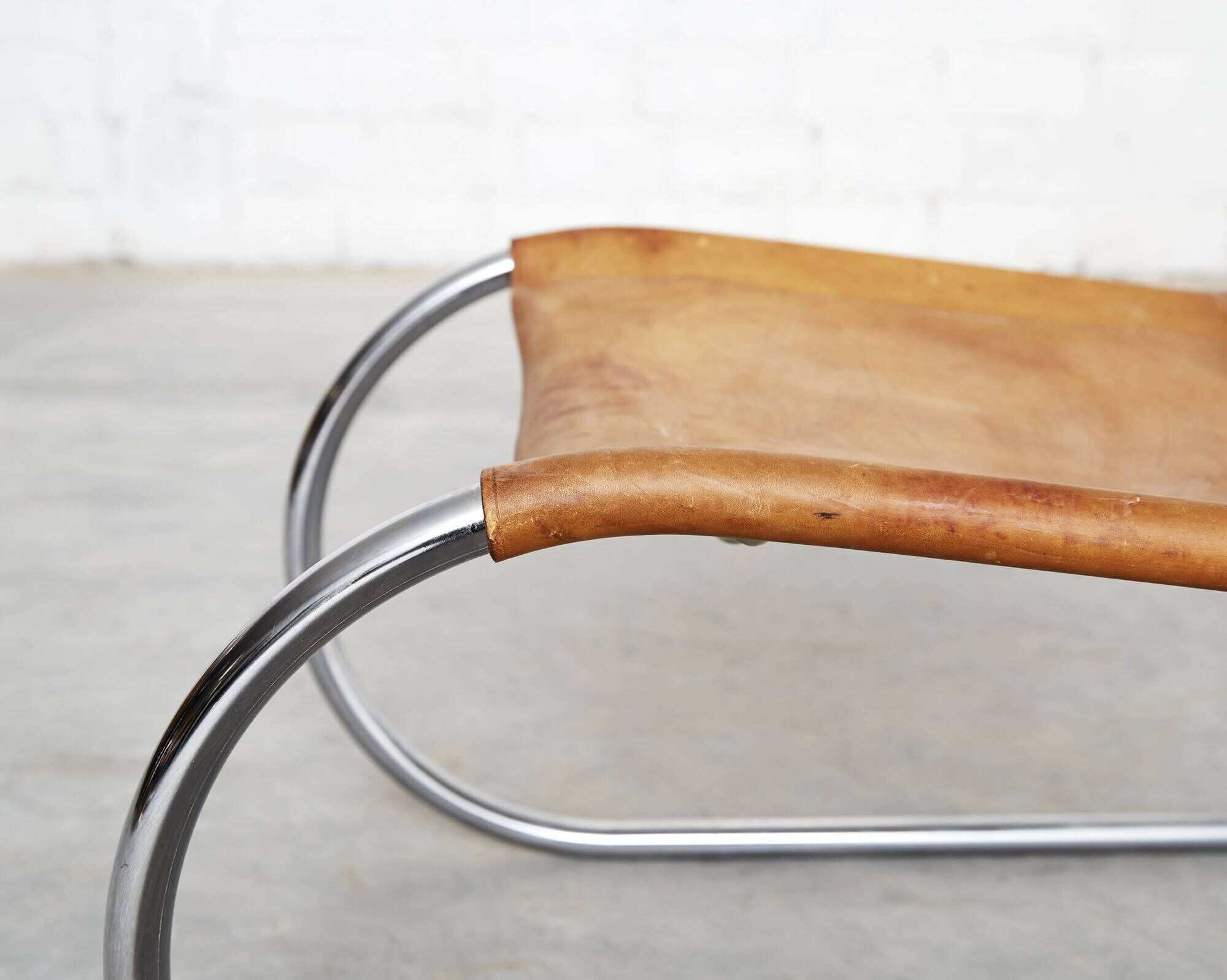 Ludwig Mies van der Rohe MR Lounge  Chair for Thonet