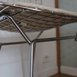 4 chrome Bertoia chairs with cushion