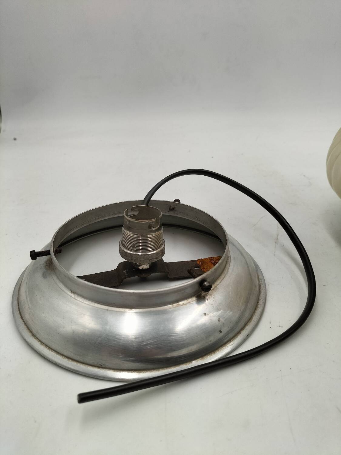 Opaline ceiling light