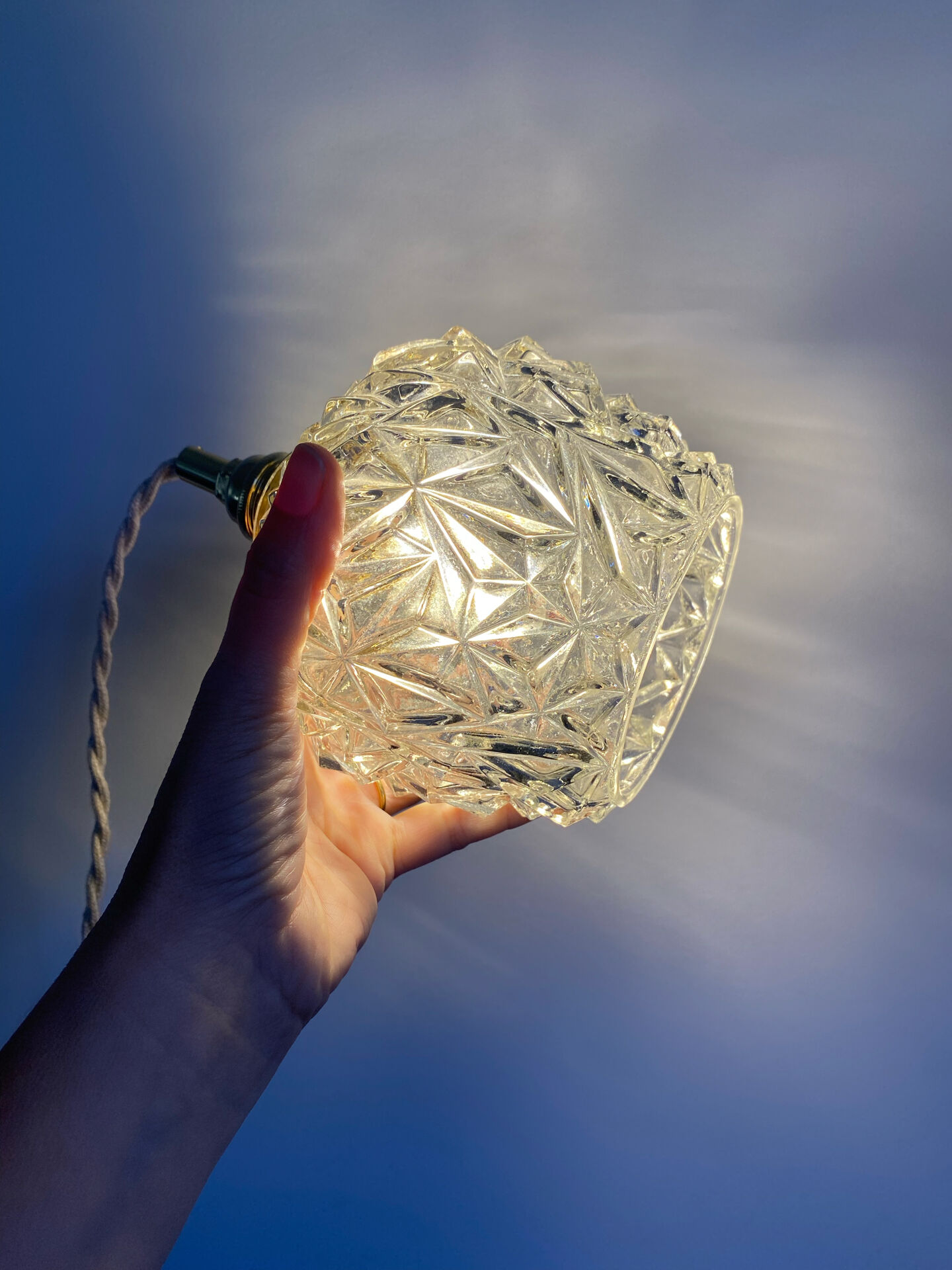 Baladeuse globe vintage en verre 