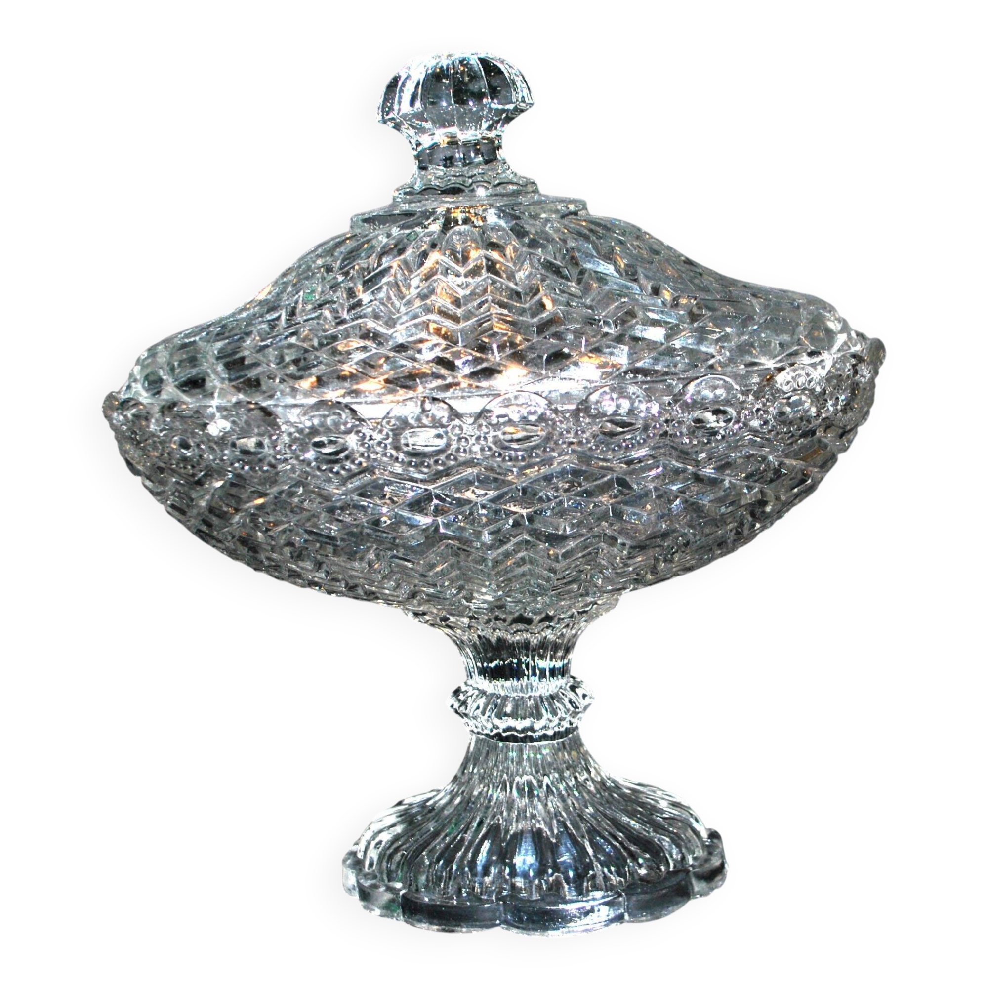 Baccarat oval crystal compote dish with diamonds and pearls, 1850