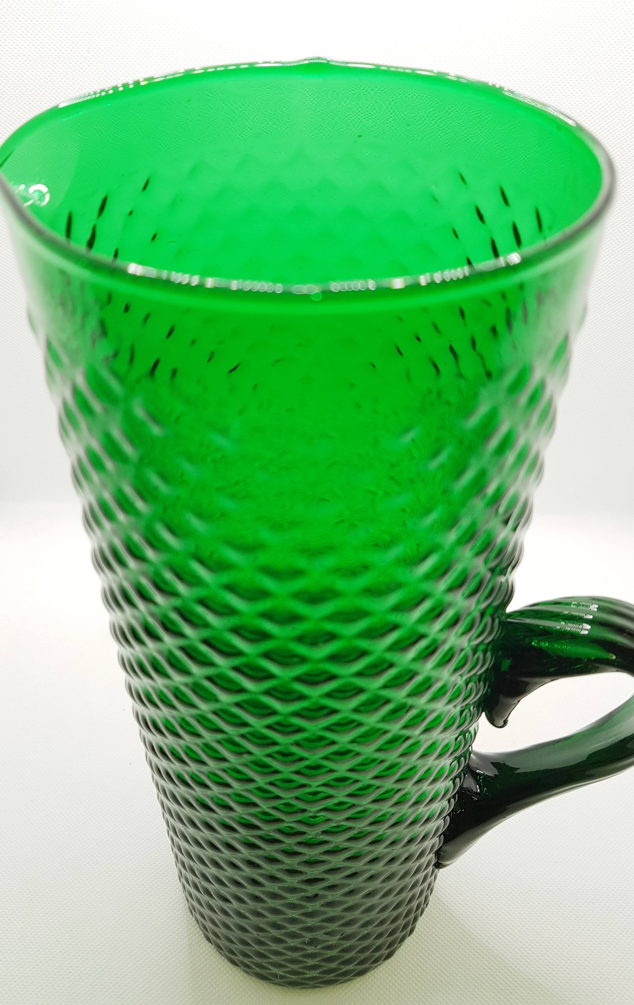 Pichet en diamant émeraude