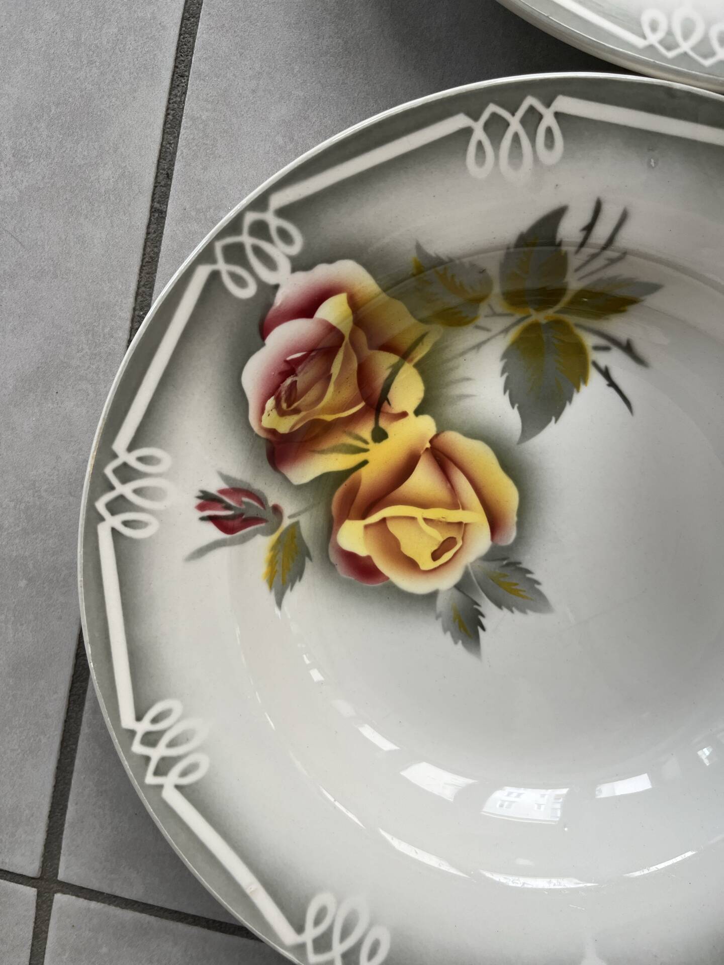 Set of 5 "Odile" plates Digoin Sarreguemines