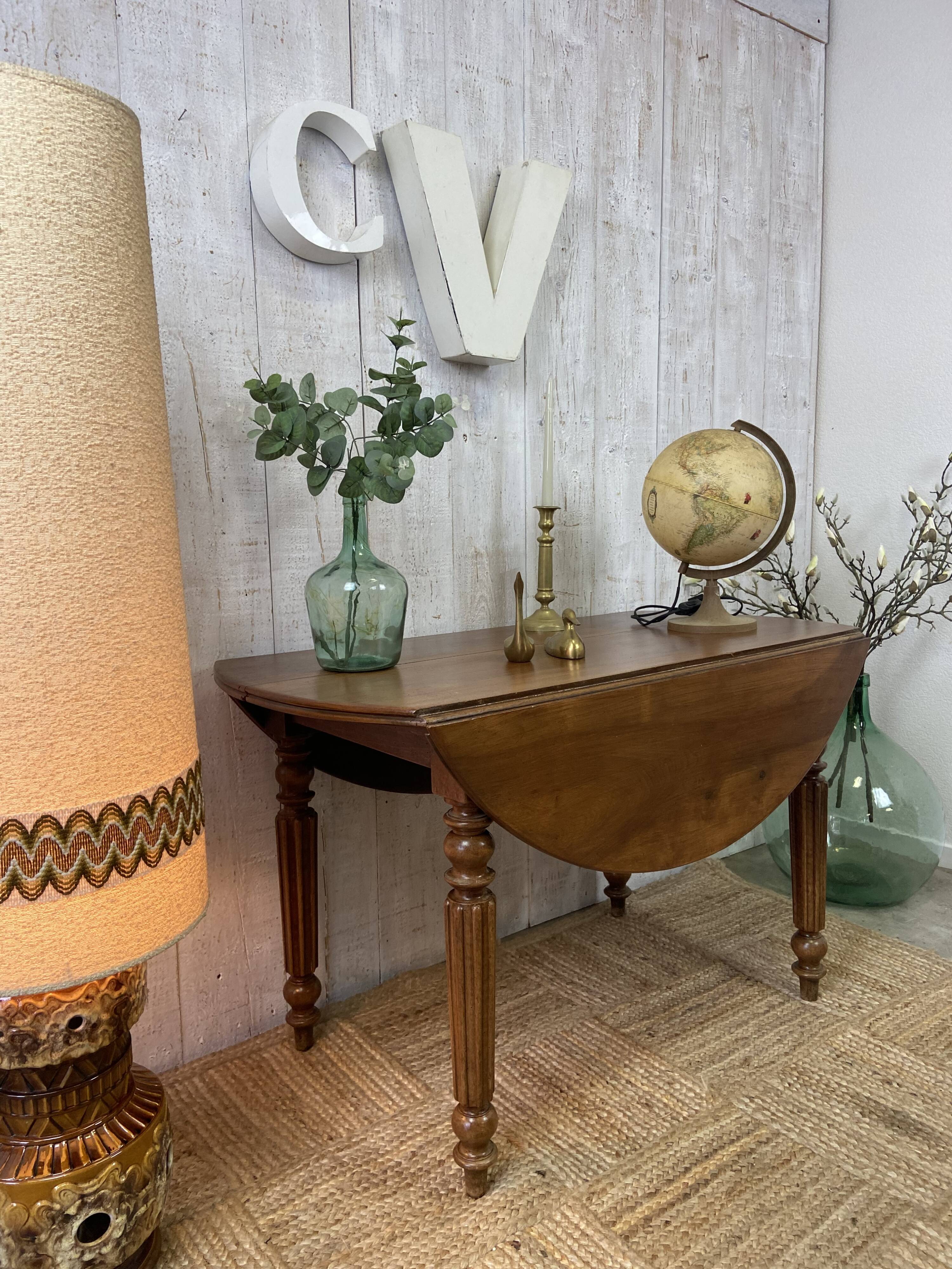 Country-style drop-leaf table