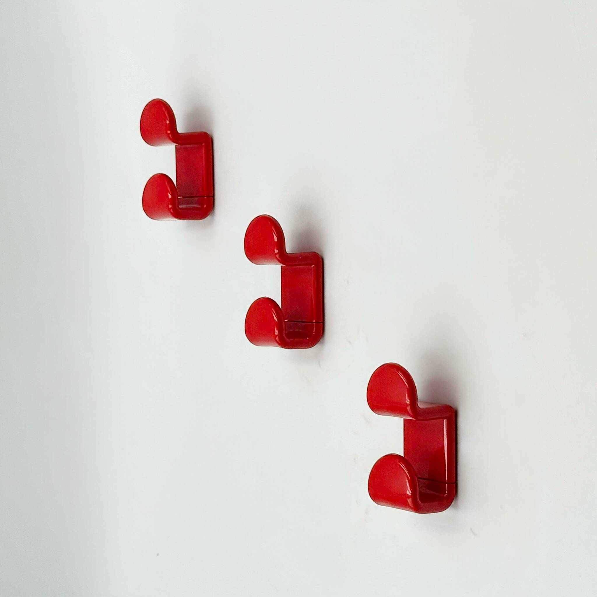 Patères murales Ambrogio Rossari pour Gedy, rouge brillant, lot de 3