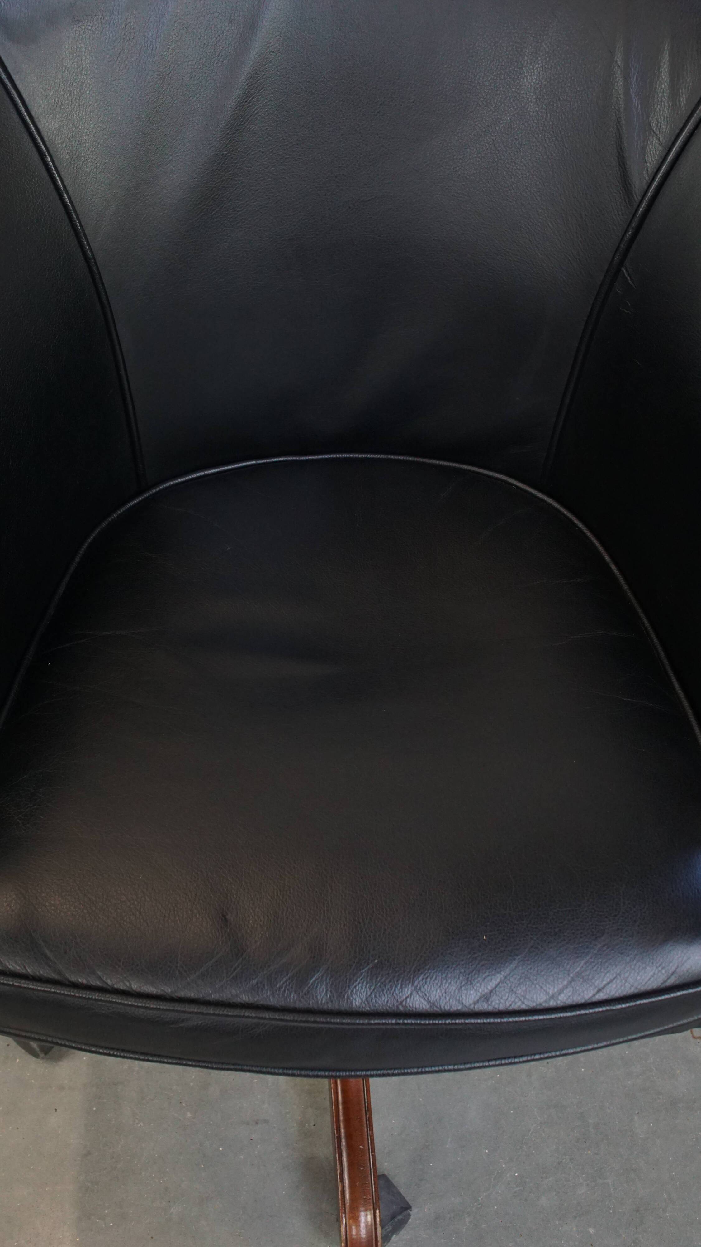Chaise de bureau en cuir de vachette noir de style anglais