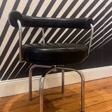 La Corbusier, Pair of LC7 armchairs, Cassina edition