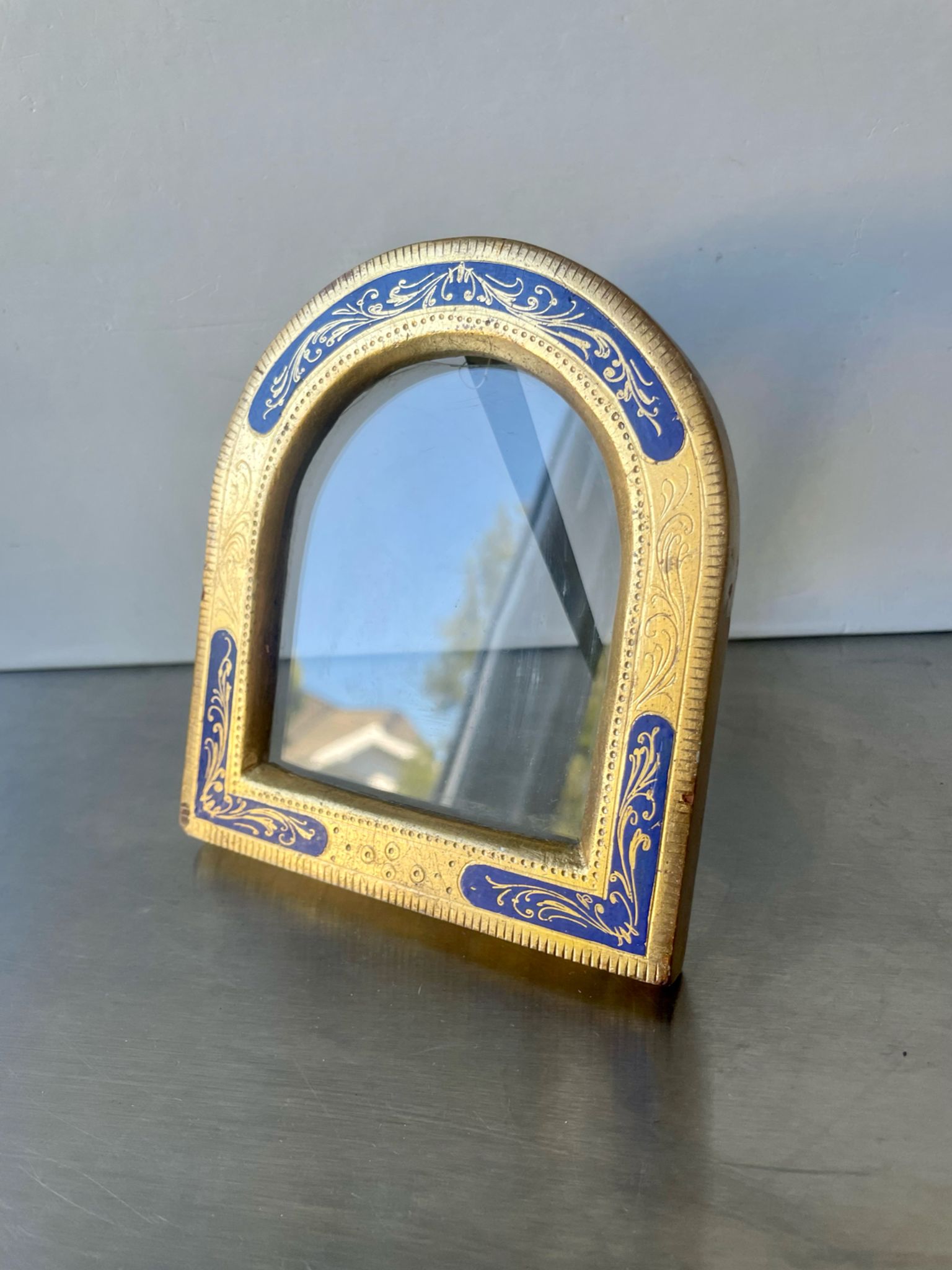 Frame gilded wood