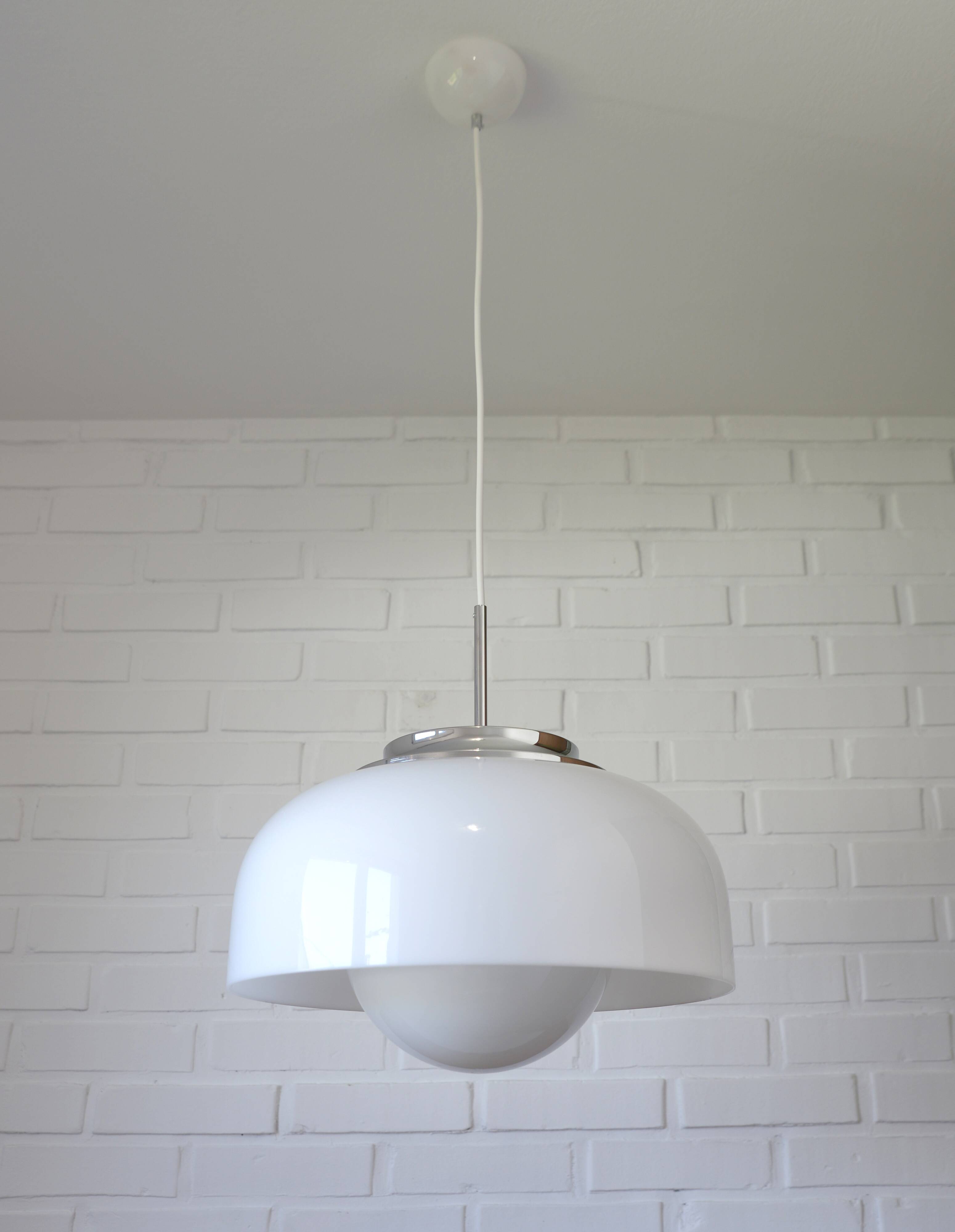 Vintage Harvey Guzzini redesign large pendant light white hanging lamp