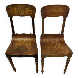 Chaises de bistrot de campagne