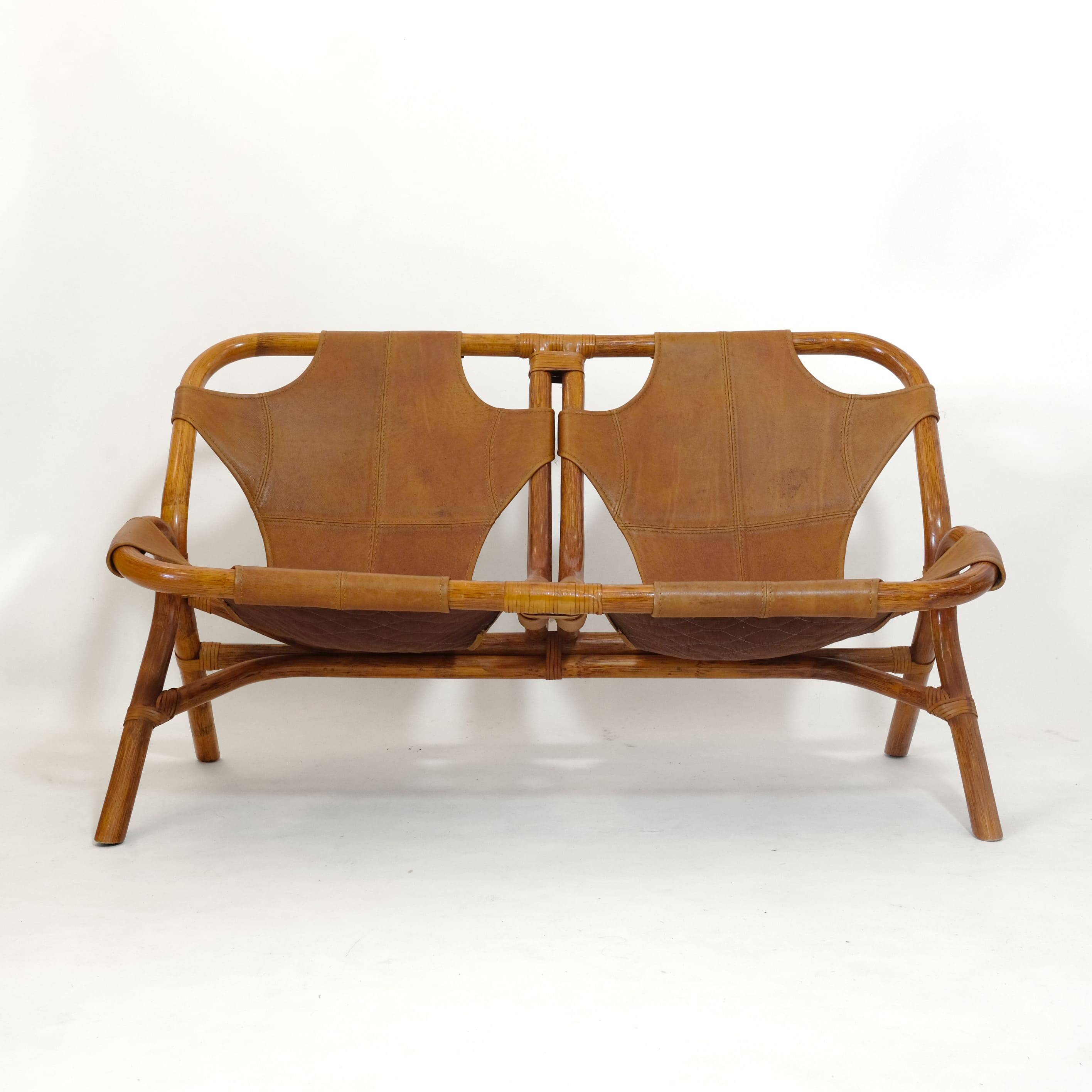 Rohe Noordwolde, banquette en bambou et cuir, 1970s.