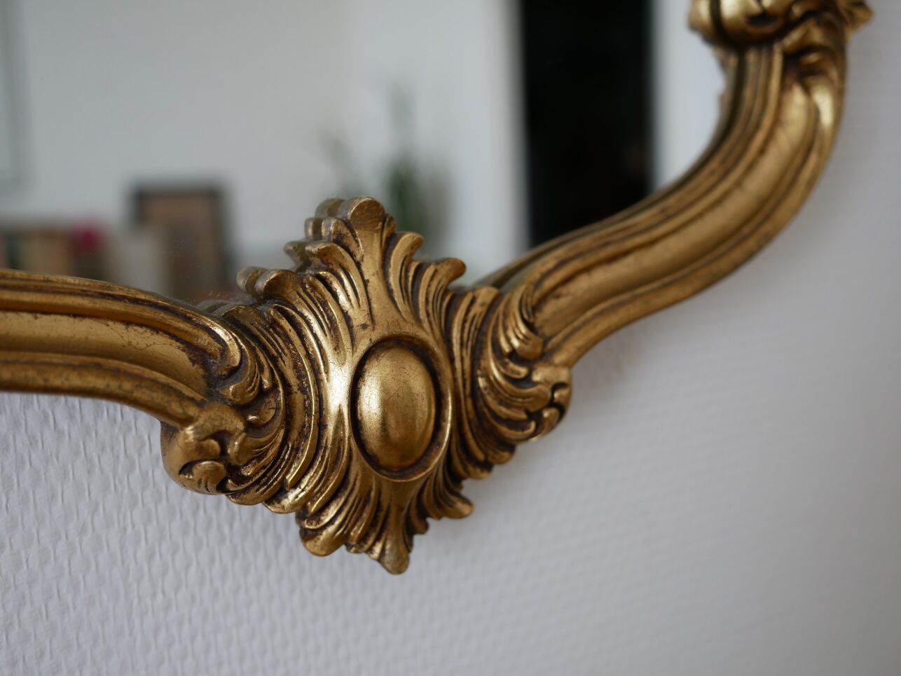 Mirror wooden gold 60/70 - 50x83cm
