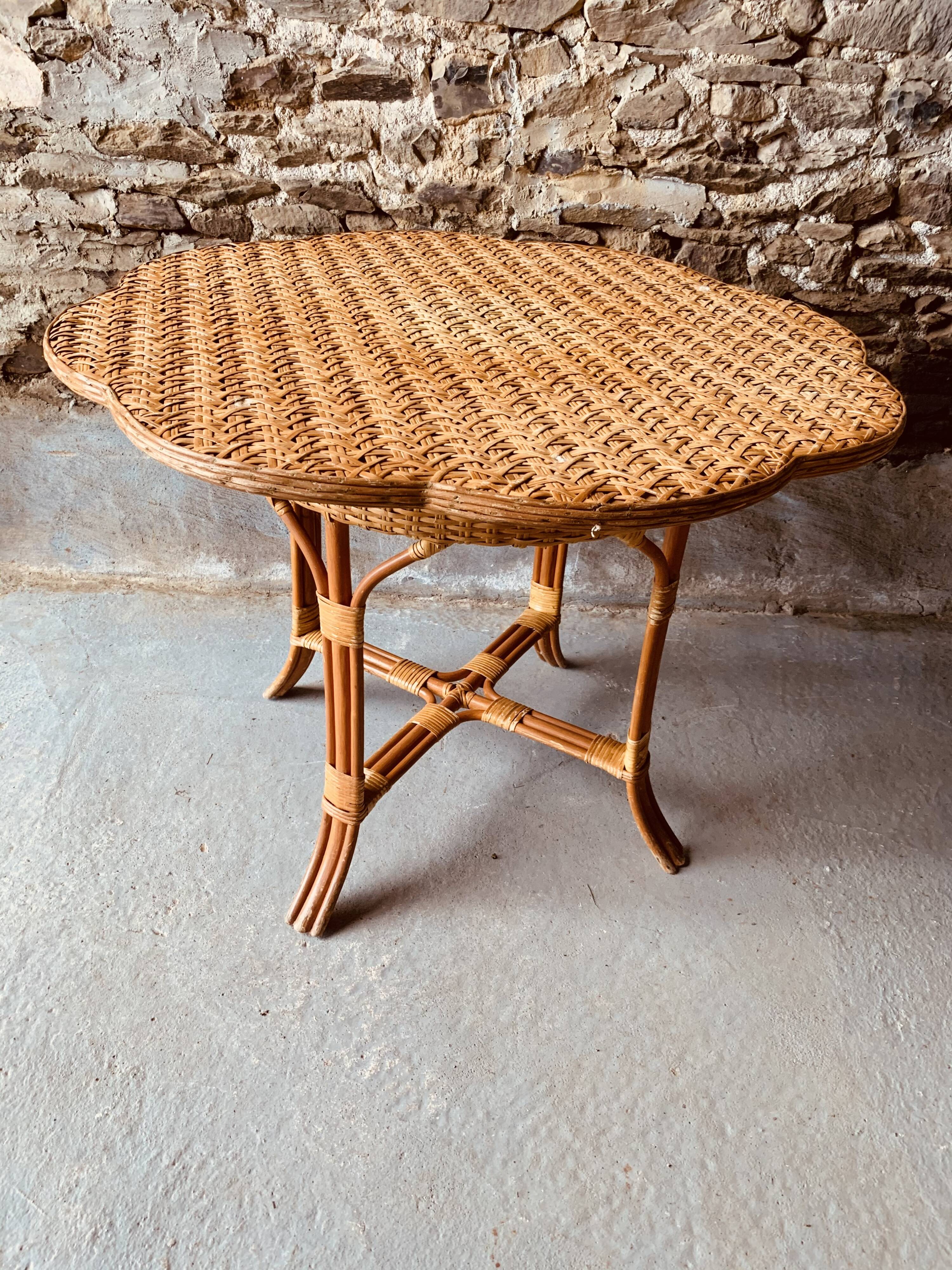 Rattan dining room: 1 table + 4 chairs