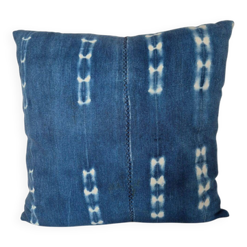 Cushion cover in vintage indigo fabric