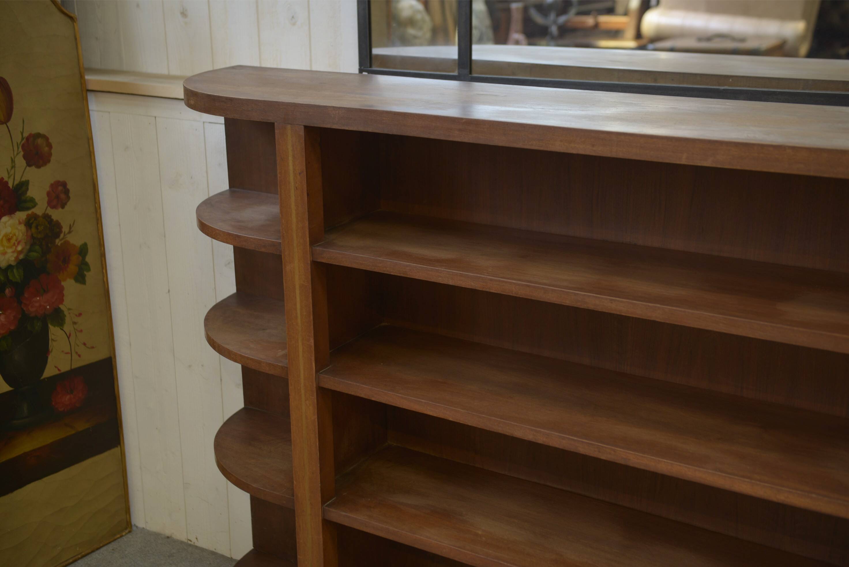 Mahogany bookshelf from English work around 1900 – documented historical provenance from the Montgolfier family.