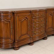 Bahut Merisier massif style louis XIV Jean Pierre Ehalt