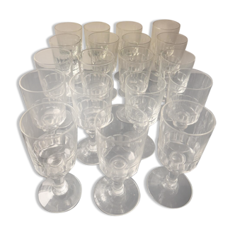 19x verres à pied série Mirabeau