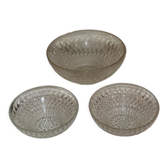 3 assorted salad bowls vintage