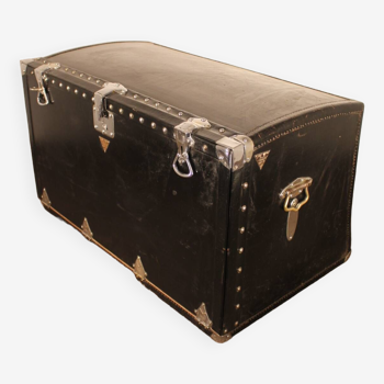 Car trunk from the Moynat house