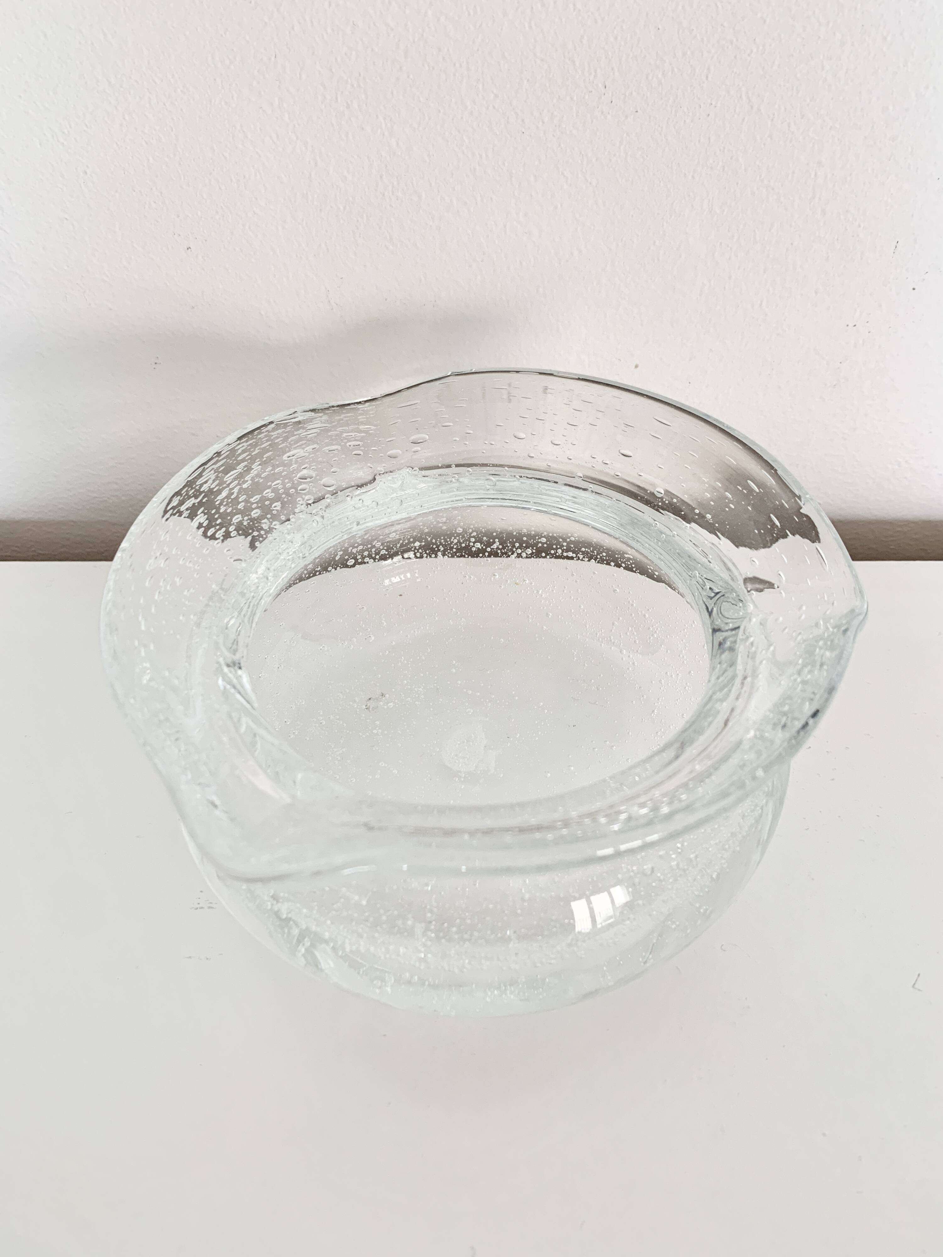 Cendrier en verre soufflé bullé transparent