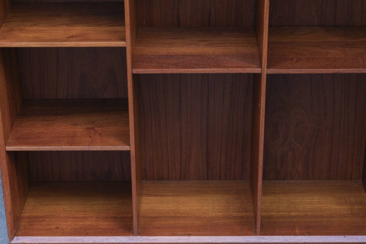 Armoire de Peter Hvidt et Orla Mølgaard Nielsen pour Søbørg mobler, Danemark, années 1950