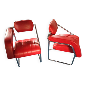2 chaises en cuir rouge par Eileen