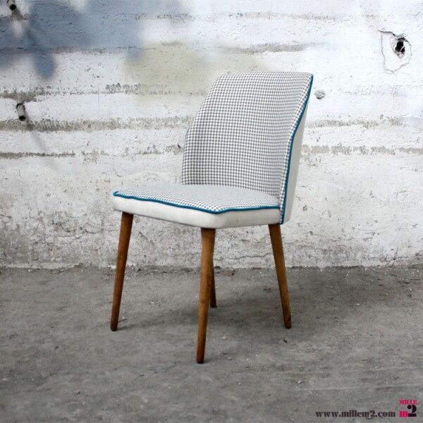 Belle chaise vintage des années 50/60 entièrement rénovée (bois, tissu, garniture).