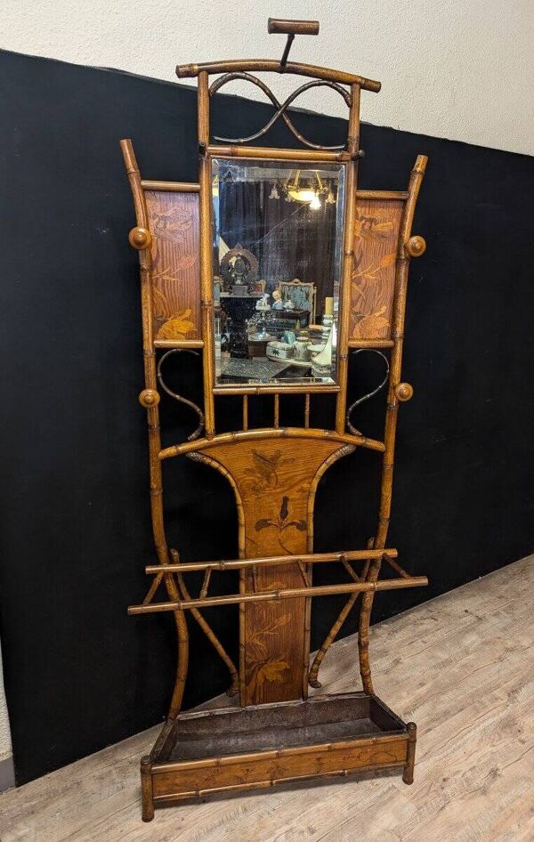 Vestiaire art nouveau en bambou
