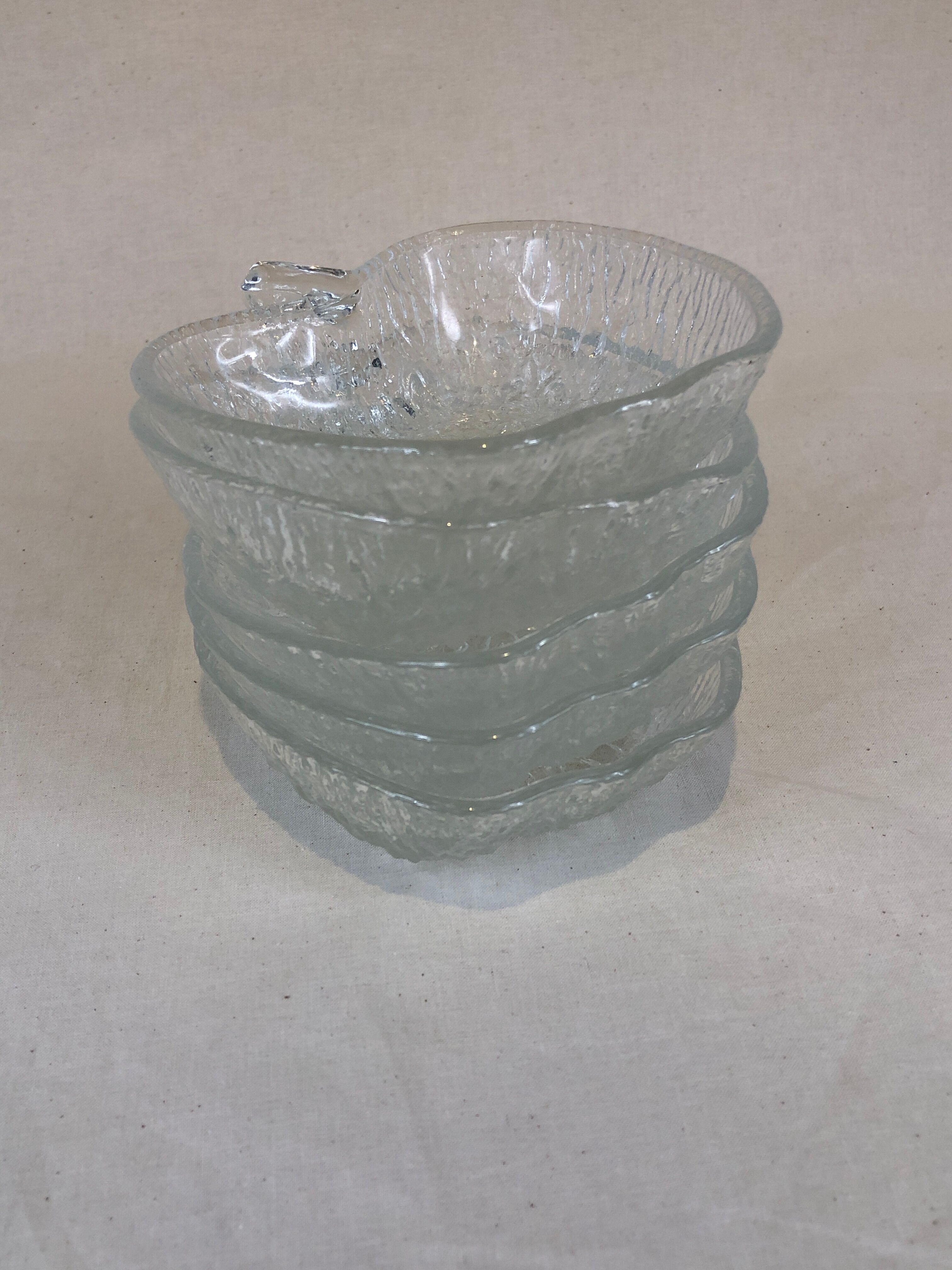 Salad bowl and cups set in molded glass, apple shape