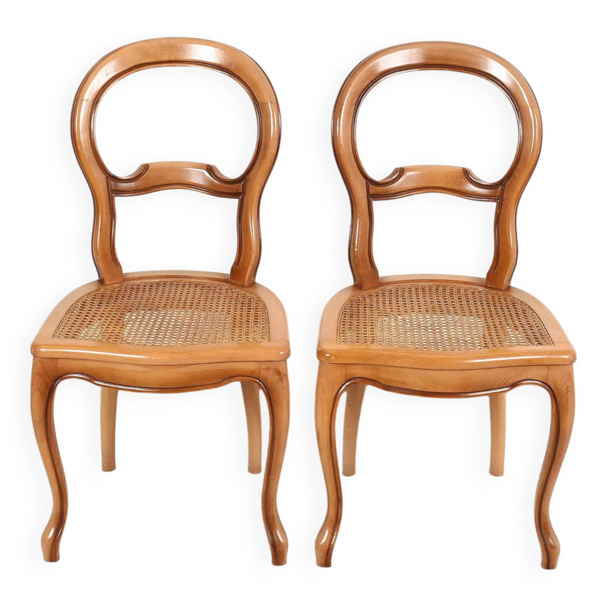 Paire de chaises cannées, en bois