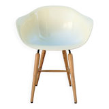 Beige shell armchair, beech legs from Kare Design vintage 1990