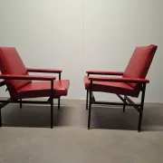 Ensemble de 3 fauteuils rouges de style mid-century moderne, Tchécoslovaquie, années 1970.