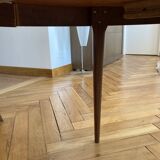Extendable Scandinavian table