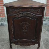 Neoclassical notch Louis XV style