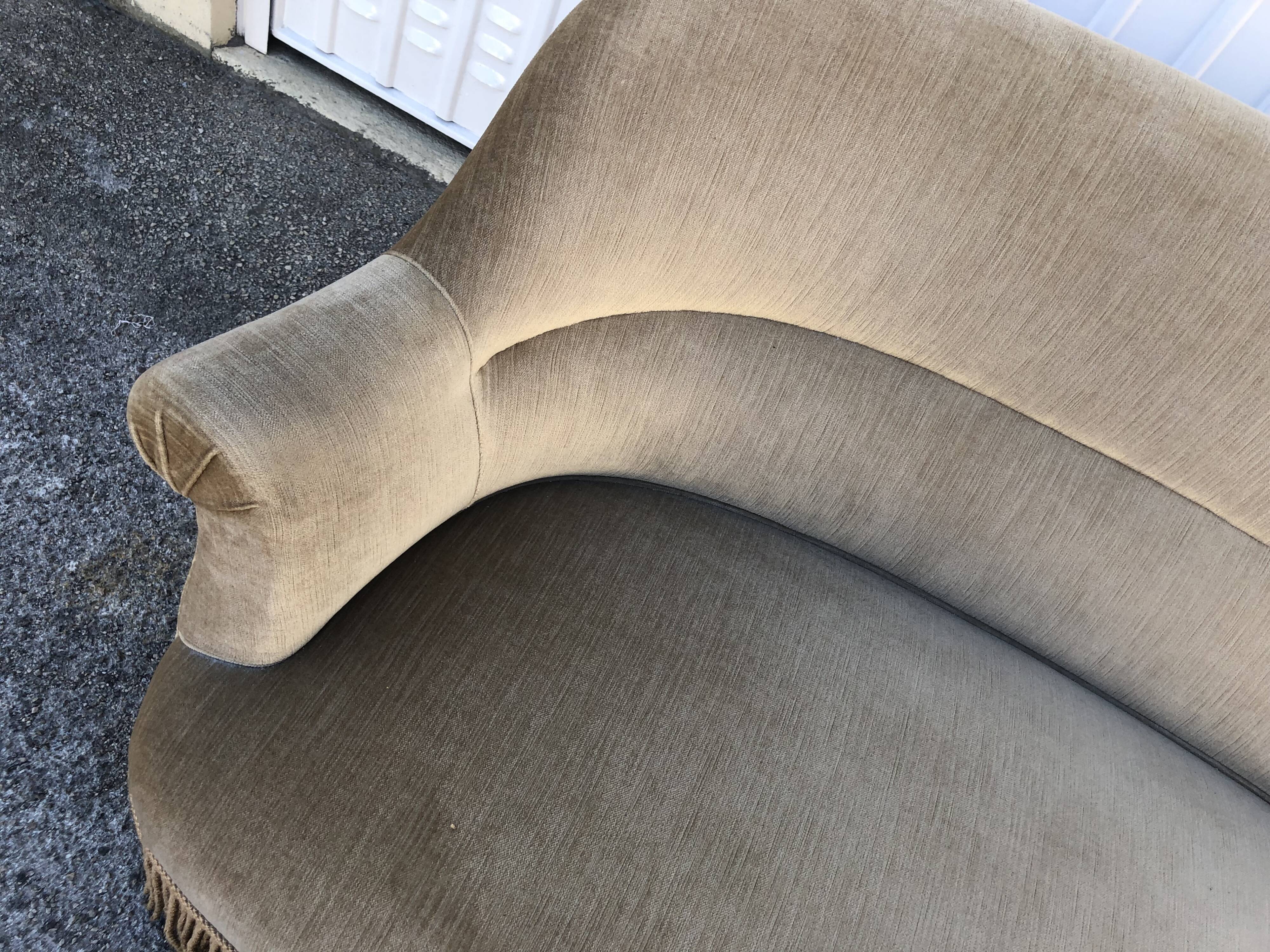 Vintage toad sofa in light taupe velvet