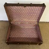 Malle vintage en bois et cuir, St Hubert Paris