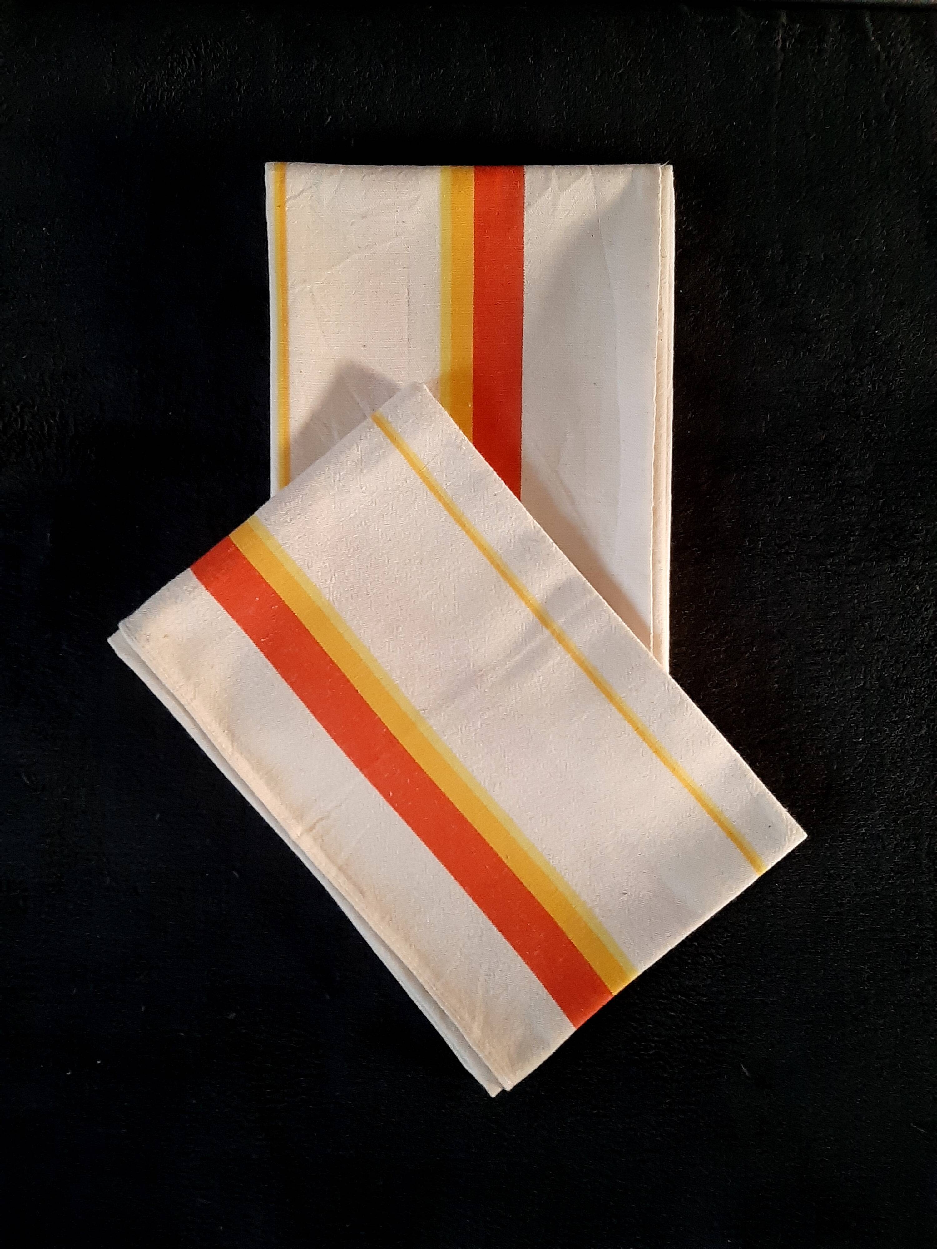 Set of 2 linen tea towels