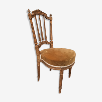 Chaise doré de style Louis XVI