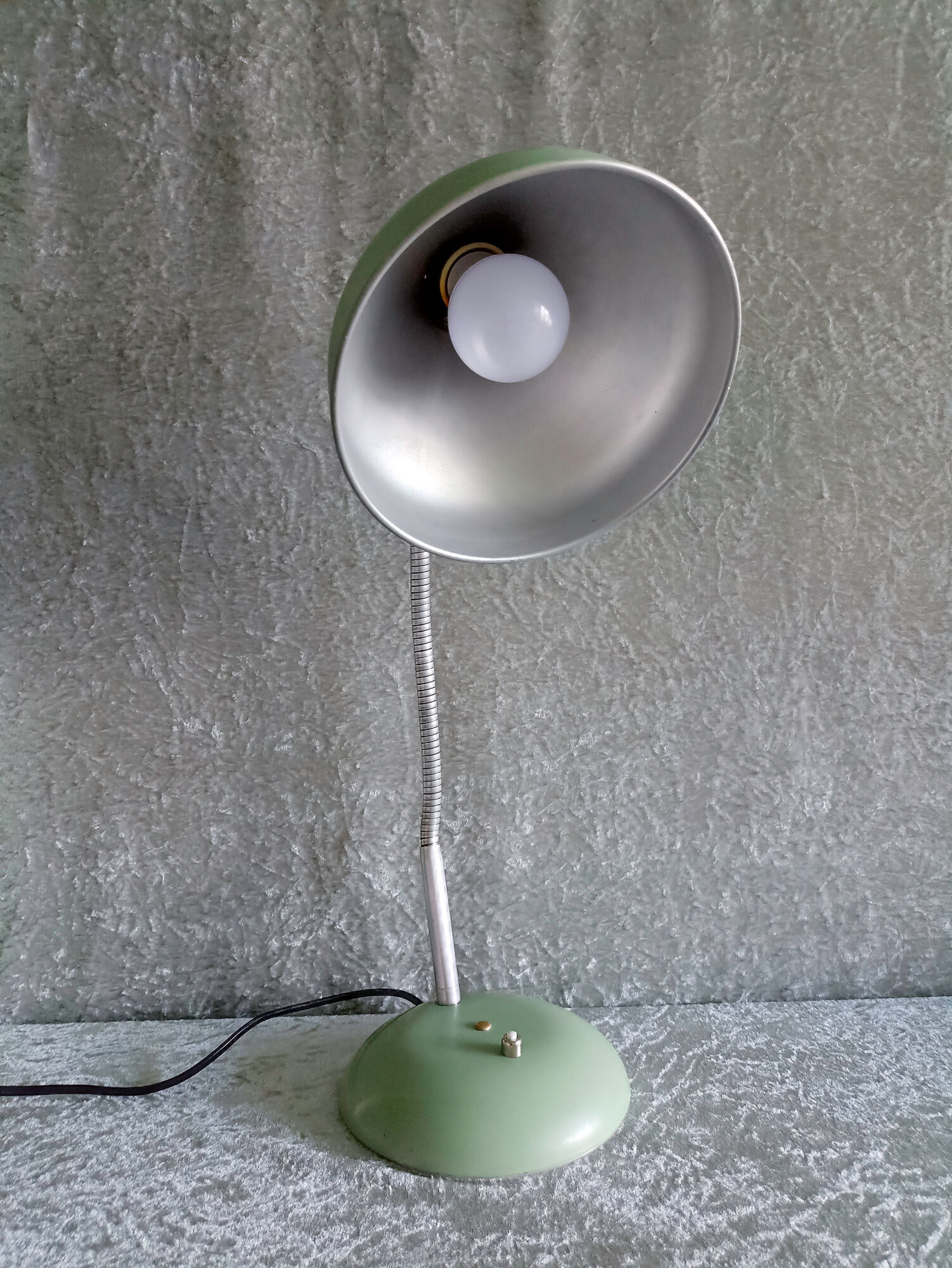 Water green articulated desk lamp 60s