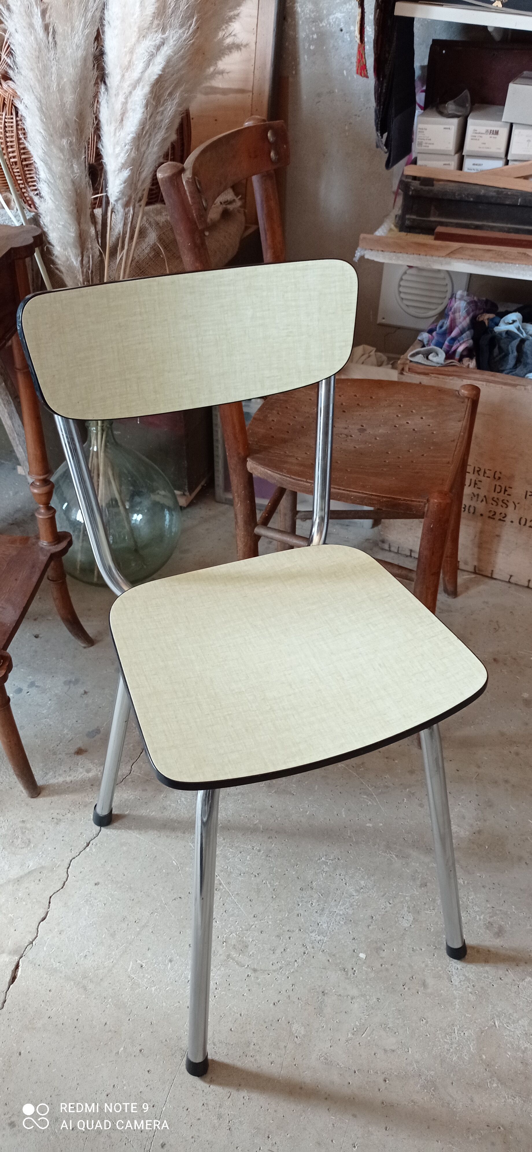 Chaise anis formica