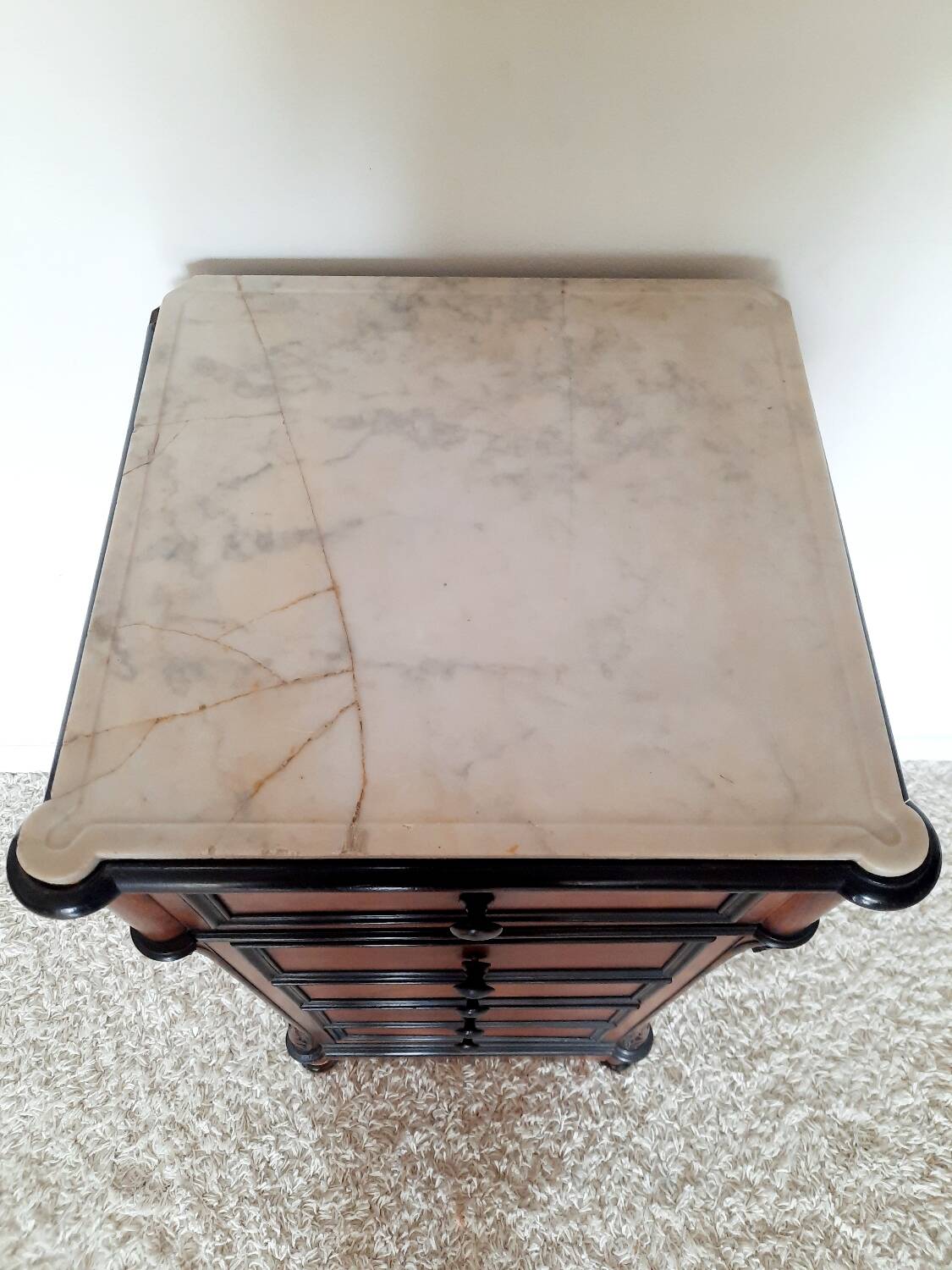 Commode ancienne haute