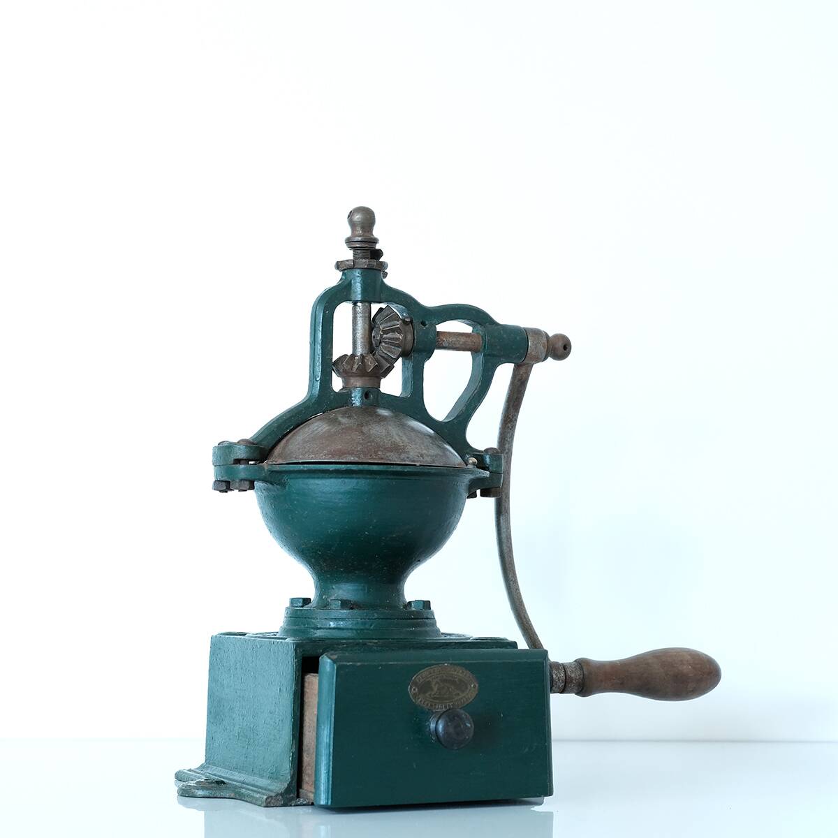 Old coffee mill from the beginning of the 20th century