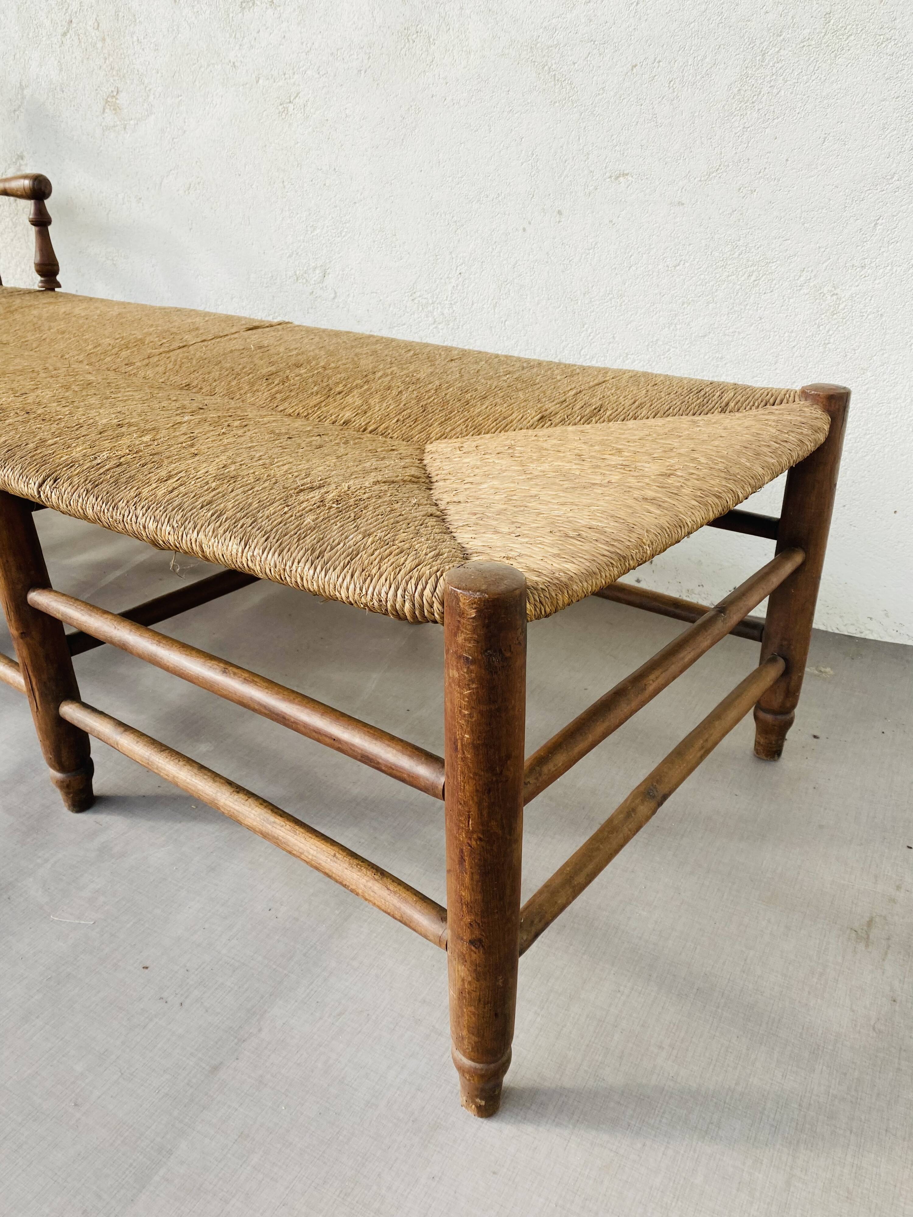 Mulched lounge chair