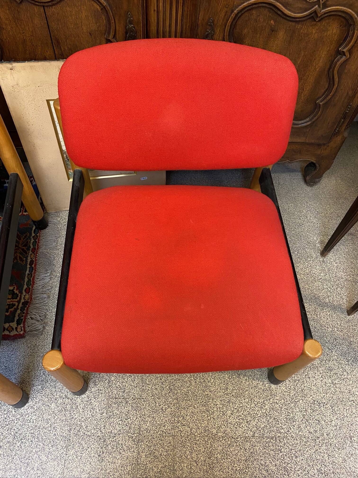 PAIR OF VINTAGE DESIGN ARMCHAIRS FROM THE 80S IN RED AND LIGHT BROS FABRIC