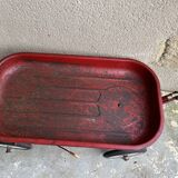 Old child's pull-out cart "the mistral"