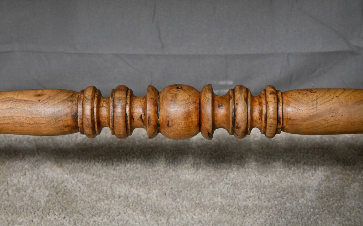 Victorian Amboyna Burl Desk, England – Late 19th Century
